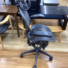 【取りに来られる方限定！！】アーロンチェア Herman Miller AE113AWB-0001の画像