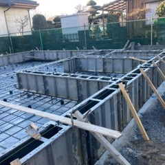 基礎工事　月給30万〜60万