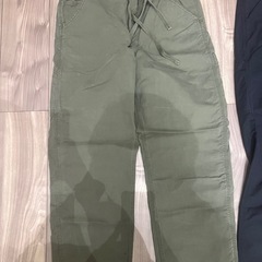 ユニクロカーゴパンツ2枚セットMサイズの画像
