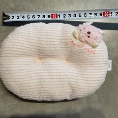ベビー枕　絵本の画像