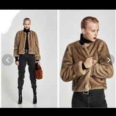 zara ファーブルゾン コートの画像