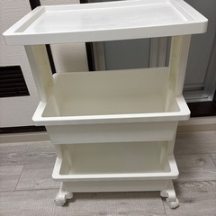 値下げ可！ニトリ　３段　ワゴンの画像