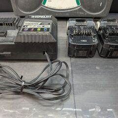 【中古】日立　インパクトドライバ　WH14DSL2　ケース(別機種の物)、充電器、バッテリ2個付き【ハンズクラフト熊本けやき通り店】【引き取り限定】の画像