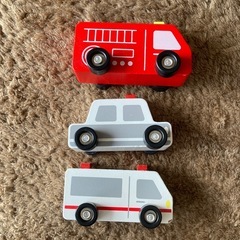 ミニカー　くるま　のりもの　はたらく車 パトカー　救急車　消防車　セリアの画像