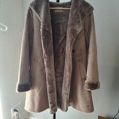 ムートン風コートの画像