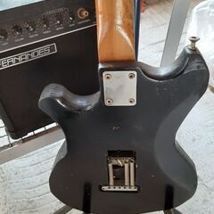 ☆ジャンク！エレキギター　ブラック　+アンプの画像