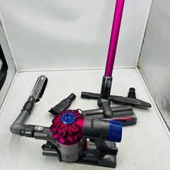 【❗️✨人気モデル✨❗️】Dyson V6 🌟コードレスクリーナー 🌟吸引力抜群🌟 現状品❗️の画像