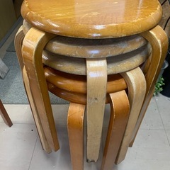 木製チェアの画像