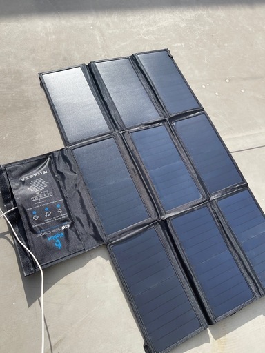 Bigblue 63w ソーラーチャージャー