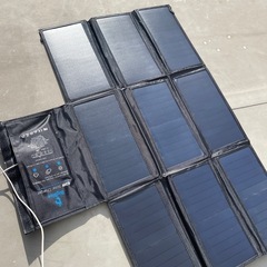 Bigblue 63w ソーラーチャージャーの画像