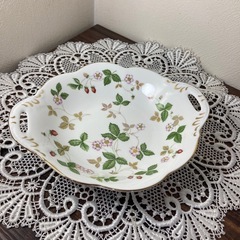 Wedgwood (ウェッジウッド) ワイルドストロベリー トレー