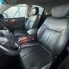 H23年式　インフィニティ　FX35　13万キロ　ＤＸツーリングパッケージ　サンルーフ　キルト柄黒革シート　Ｇｉａｎｅｌｌｅ２２インチＡＷ　ウッドインテリア　ＢＯＳＥサウンド　カロッツェリアＨＤＤナビ　シートエアコン　ＣＡＲＦＡＸ・記録簿完備の画像