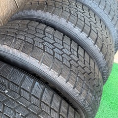14インチ スタッドレスタイヤ 4本セット 2018年DOS 165/70R14 の画像