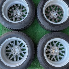 14インチ スタッドレスタイヤ 4本セット 2018年DOS 165/70R14 の画像