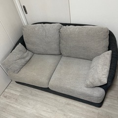 2人掛けソファ　今週引取なければ処分します。