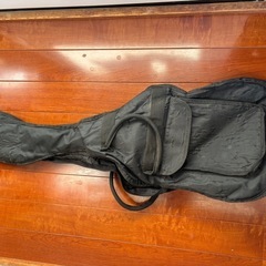 ずっと使っていないギターの画像