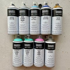liquitex spray paint 9本