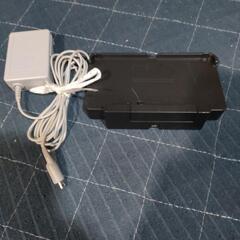 任天堂　ニンテンドー3DS　純正充電器と充電台セット