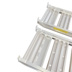 アルミニウム合金製ブリッジ 型式SHN-180-30-0.5 長さ180cm 内幅30cm アルミブリッジ 180-30 0.5t の画像