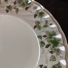 【新品未使用】ぶどう柄の中深皿×5枚　メーカー不明　箱無し　20cmの画像