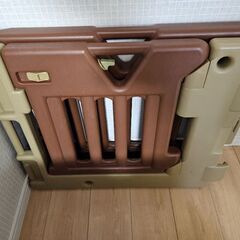 ベビーサークルの画像