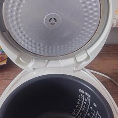 炊飯器の画像