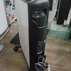 セール中につき、通常特価21,978円より30%引きの15,384円! 　【9】DeLonghi デロンギ　マルチダイナミックヒーター　MDH15-BK 　リモコン付き　電気ストーブ　乾式　暖房器具の画像
