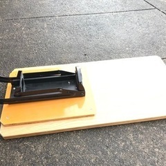 アルミ缶潰しの画像