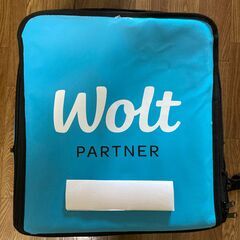 【 Wolt 配達バッグ デリバリーバッグ ubereats】