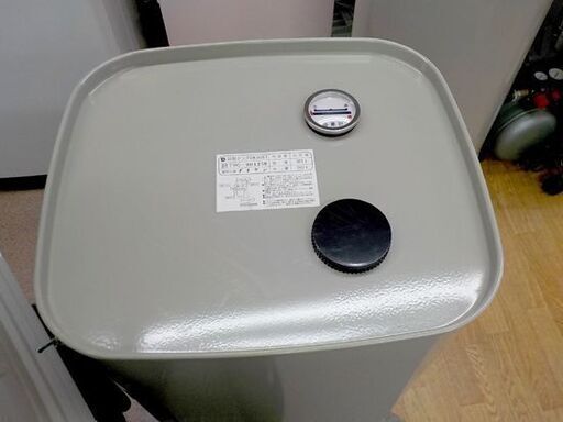 ダイケン 90ℓタンク DK90ST 90型  家庭用/屋内ホームタンク  オイルタンク 室内用角型灯油タンク 西岡店