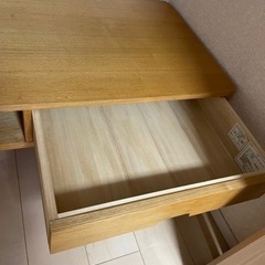テーブル　収納の画像