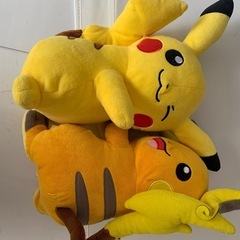 ポケモン　ピカチュウ  ライチュウ　ぬいぐるみ
