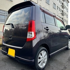 低走行7万キロ台‼️月々9千円〜分割払い可‼️ 車検2年付き！【名義変更代込み】☆スズキ ワゴンR FXリミテッドⅡ☆ナビ付き☆走行中DVD見れます☆プッシュスタート☆ドライブレコーダー付きのフル装備☆純正アルミ☆事故歴修復歴なし☆そのまま乗って帰れます！の画像