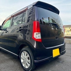 低走行7万キロ台‼️月々9千円〜分割払い可‼️ 車検2年付き！【名義変更代込み】☆スズキ ワゴンR FXリミテッドⅡ☆ナビ付き☆走行中DVD見れます☆プッシュスタート☆ドライブレコーダー付きのフル装備☆純正アルミ☆事故歴修復歴なし☆そのまま乗って帰れます！の画像