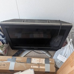 テレビ　インチ不明