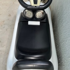 子ども用　おもちゃ　メルセデスベンツ　SLS AMG ホワイト　中古の画像