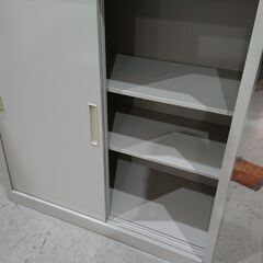 内田洋行｜UCHIDA｜ガラス戸｜引違い書庫｜スライド書庫｜棚板4枚 の画像