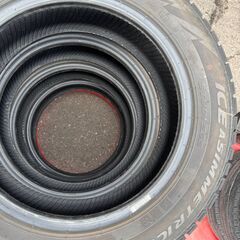JMS０８４　🌟タイヤ安く譲ります🌟中古スタッドレスタイヤ🚗１７５/６５R１５（アクア・アクシオ・フィールダー・スペイド・ポルテ・ヴィッツ・スイフト・ミニ）の画像