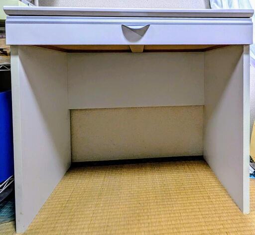 最終お値下げ  白い机 引き出し付