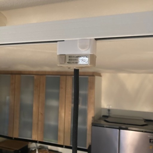 クラック模様のガラス照明