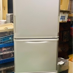 動作品　シャープ　ノンフロン冷凍冷蔵庫　SJ-W352E-S 350L 2020年製　簡易清掃済
