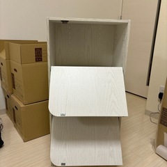 美品 ドア付きカラーボックス 白の画像