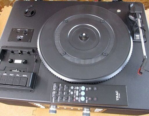 TEAC ターンテーブル/カセットプレーヤー付CDレコーダー LP-R550USB レコード カセットテープ ダビング 録音 2016