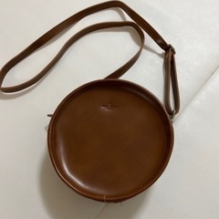 丸型ショルダーバッグ