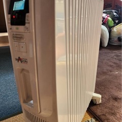 交渉中　デロンギ　オイルヒーター　美品　ほとんど使用していない　...