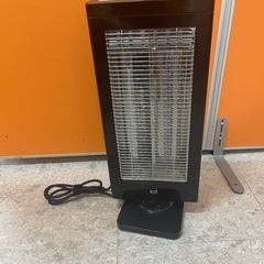 暖房器具　カーボンヒーター