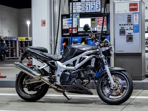SUZUKI SV400 カスタム車両 (茂木楓) 東行田のスズキの中古