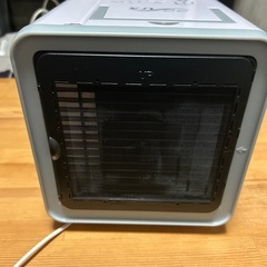ここひえ R3 冷風機 箱ありの画像