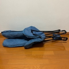 ニトリ　バタフライチェア
の画像
