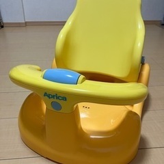 アップリカ(Aprica) はじめてのお風呂から使えるバスチェア...